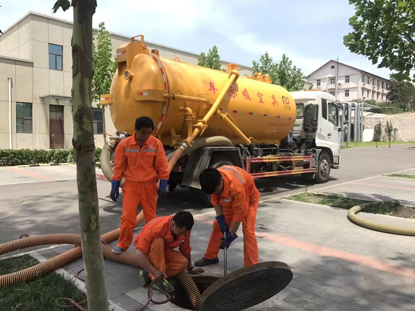 合山化粪池清理与5-8吨吸粪车施工效率分析